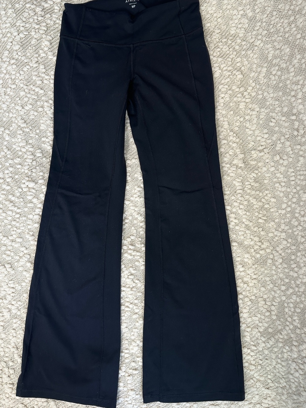 Athleta Revelation Pant Black Size MP Medium Petite Flare Bootcut Yoga - Picture 3 of 6